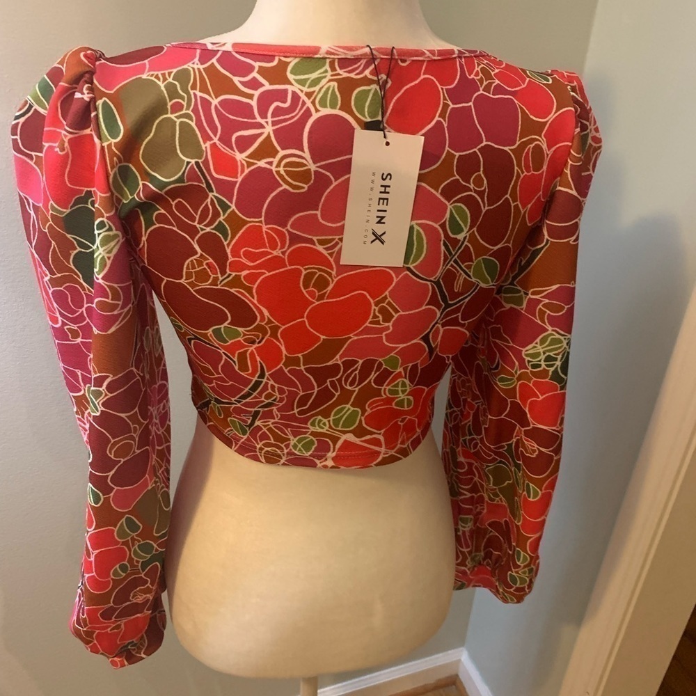 SHEIN tropical crop top, size M - Picture 3 of 5